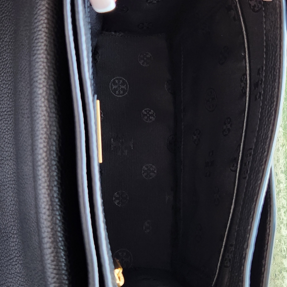 Tory Burch Black Britten Shoulder Bag - Picture 6 of 8